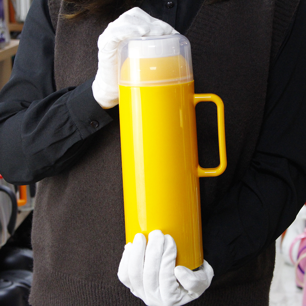 Manufacturer Cheap Two Cups Hot 24hr Coffee Tea Water Plastic Glass inside Flask from China WUJO
